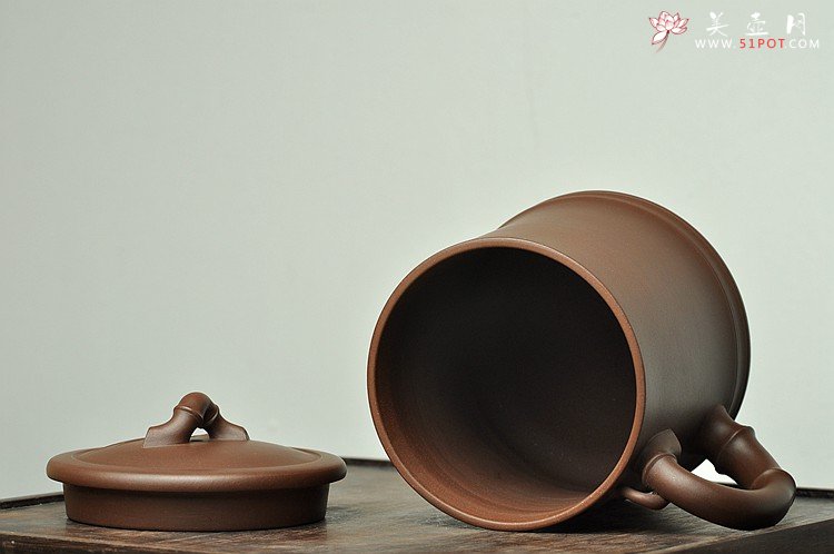 紫砂壶图片：厚重大气 居不可无竹 清韵杯 精品老紫泥and黄龙源青段 不接受定做 - 美壶网