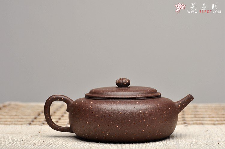 紫砂壶图片：紫泥铺砂 大口适合绿茶 全手葵璧 优美雅致 - 美壶网