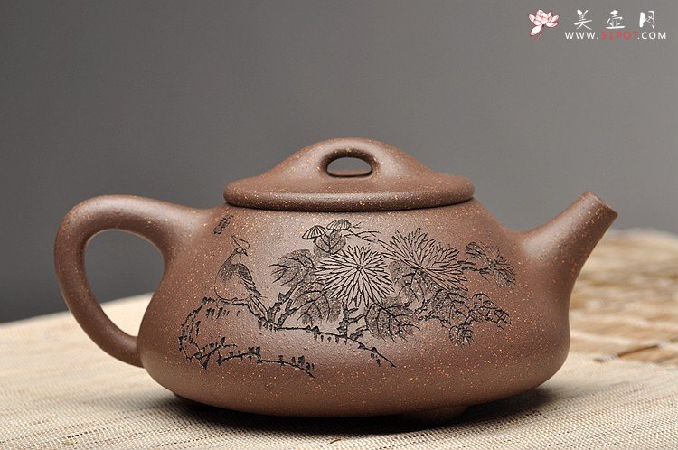 紫砂壶图片：周斌全手力作 经典器形 中石瓢 肥而不腻 清奇 鱼籽砂 - 美壶网