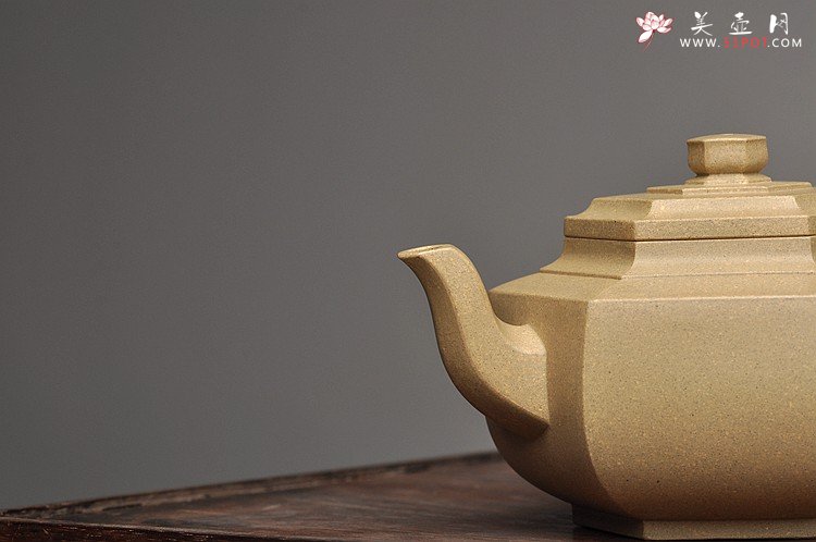 紫砂壶图片：许学军经典代表作 难得好工 精品本绿  全手雪华 - 美壶网