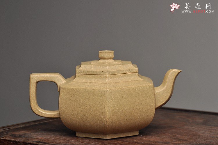 紫砂壶图片：许学军经典代表作 难得好工 精品本绿  全手雪华 - 美壶网