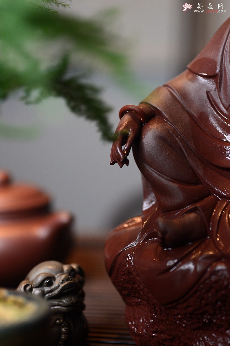 紫砂壶图片：坐观音 表情生动 整体协调 - 美壶网