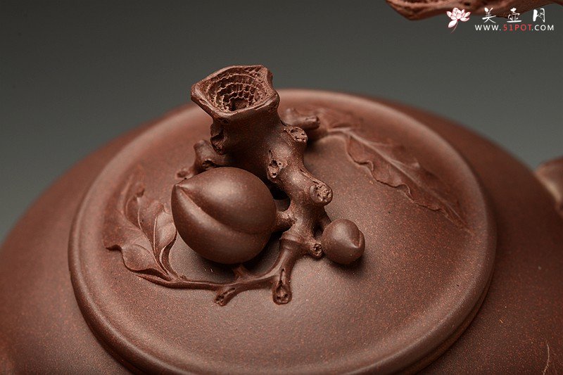 紫砂壶图片：霸气外露o(∩_∩)o  圣桃壶 精品重器 其功力可见一斑 诸兄细品~ - 美壶网