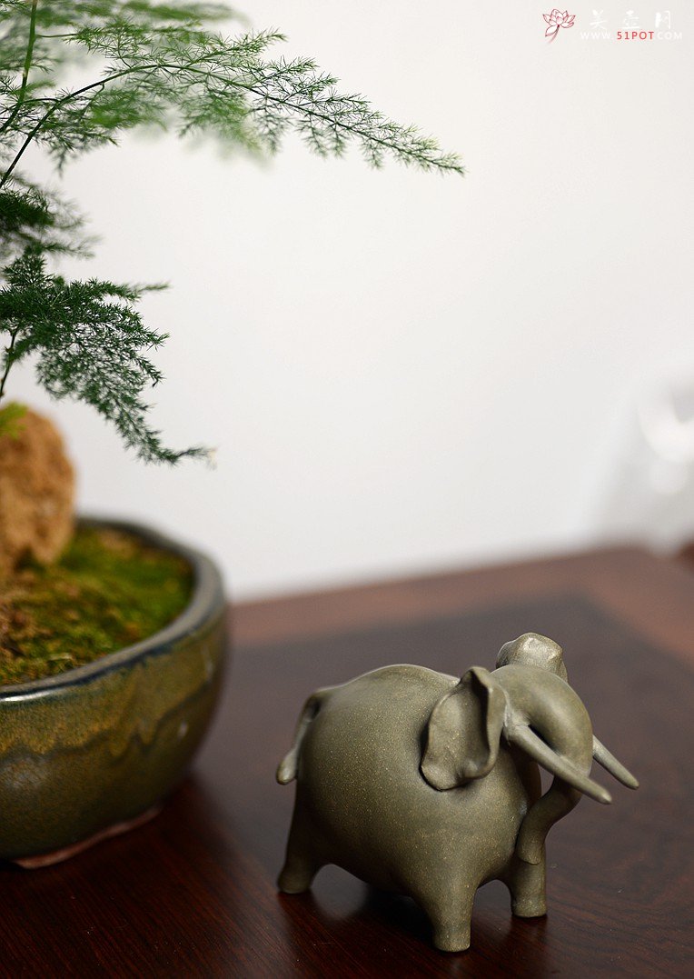 紫砂壶图片：马到吉象~ 施奇华新年特色文房茶宠 全手工 颇有玩味~ - 美壶网