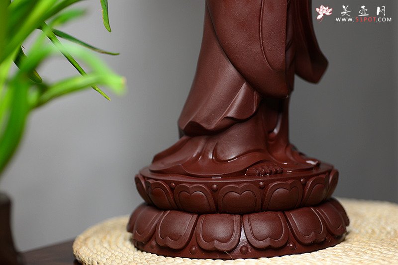 紫砂壶图片：精品雕塑 观音 神态细腻 - 美壶网