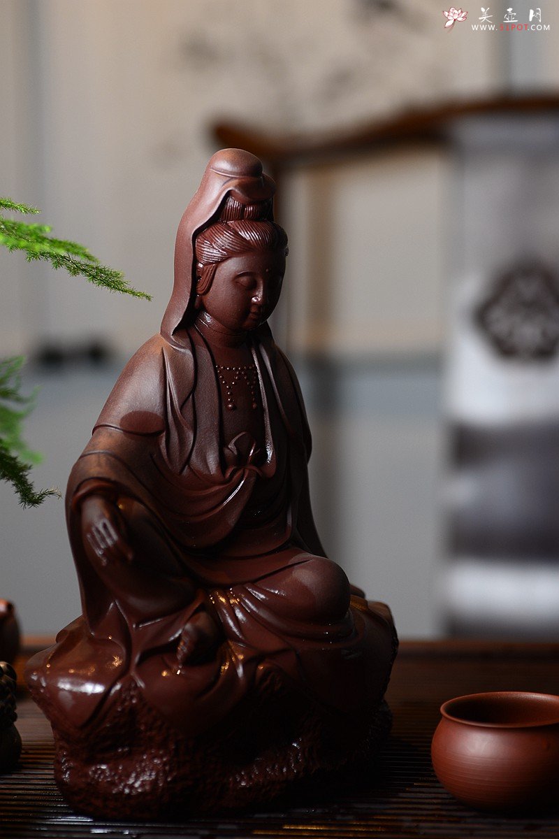 紫砂壶图片：坐观音 表情生动 整体协调 - 美壶网