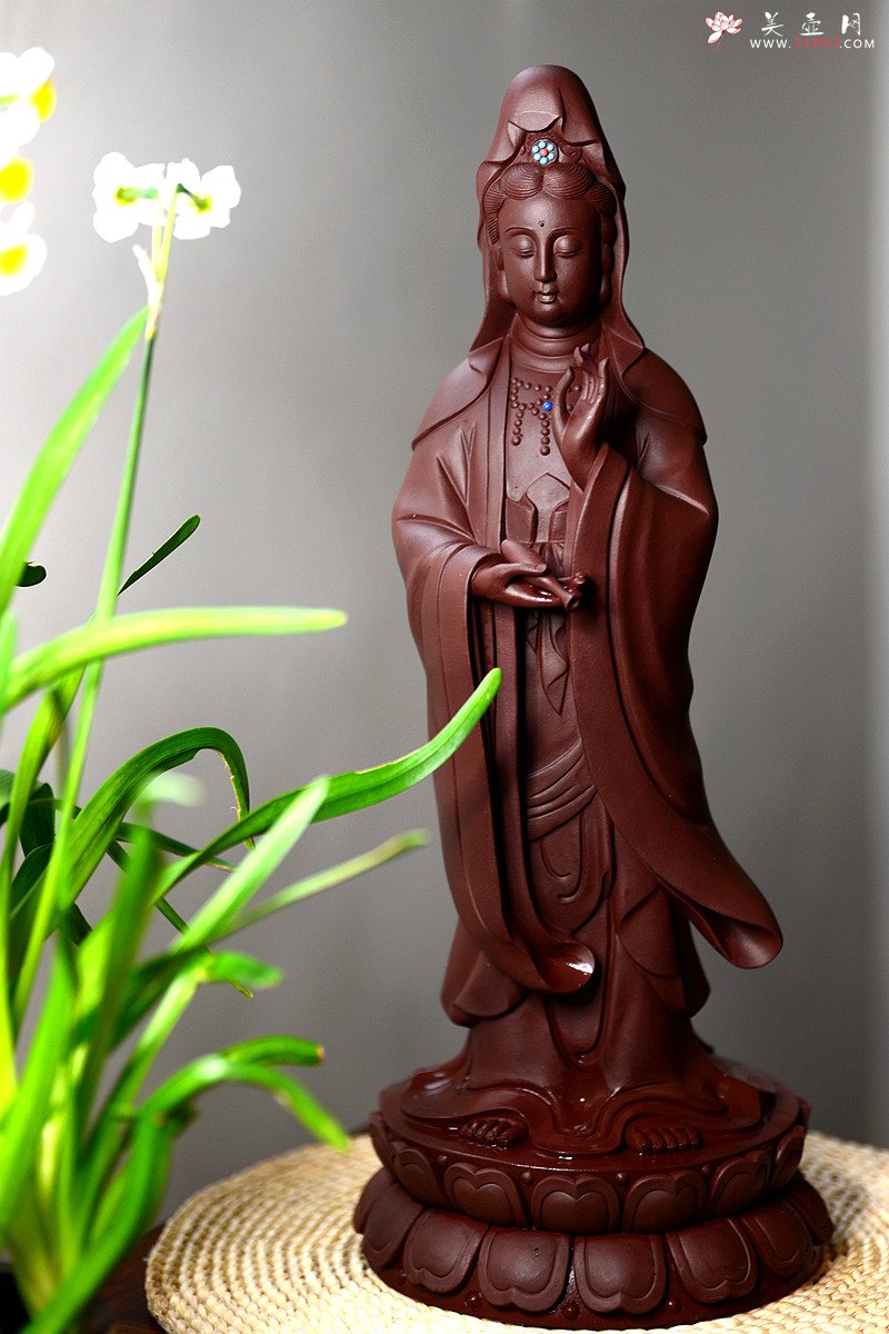 紫砂壶图片：精品雕塑 观音 神态细腻 - 美壶网