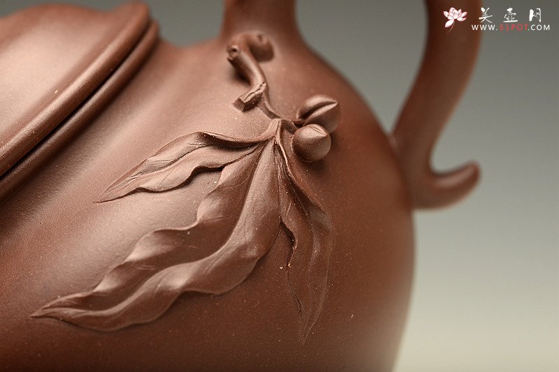 紫砂壶图片：大品花货 寓意吉祥 全手大寿桃 饱满大气 - 美壶网