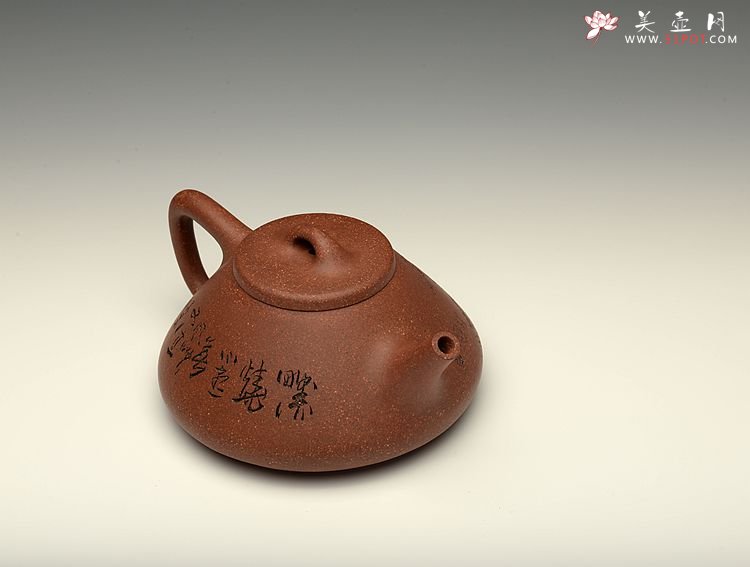 紫砂壶图片：周斌全手演绎 摹古子冶 不一样的风味~ 原矿鱼籽砂 - 美壶网
