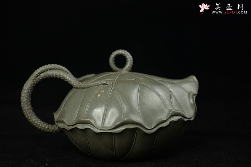 紫砂壶图片：紫砂臻品 荷叶微卷有清香之和合套壶 孙伟强张新亚合作 至美清廉 - 美壶网