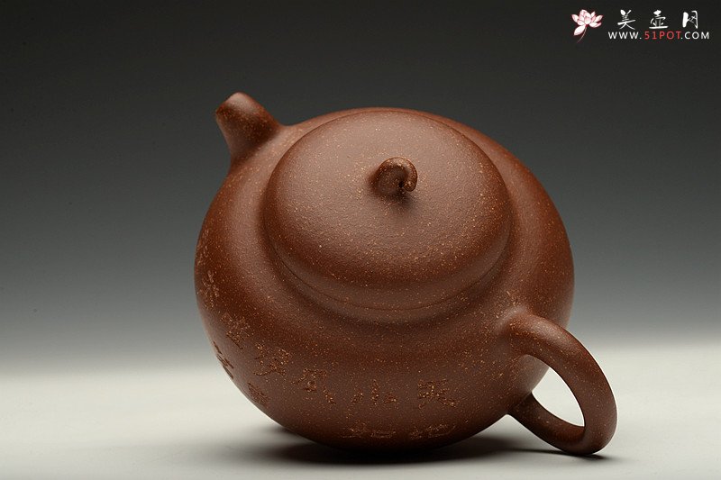 紫砂壶图片：薄胎雅品 天地小如瓜好事唯茗茶 全手一捺底玉瓜 优质降坡泥 - 美壶网