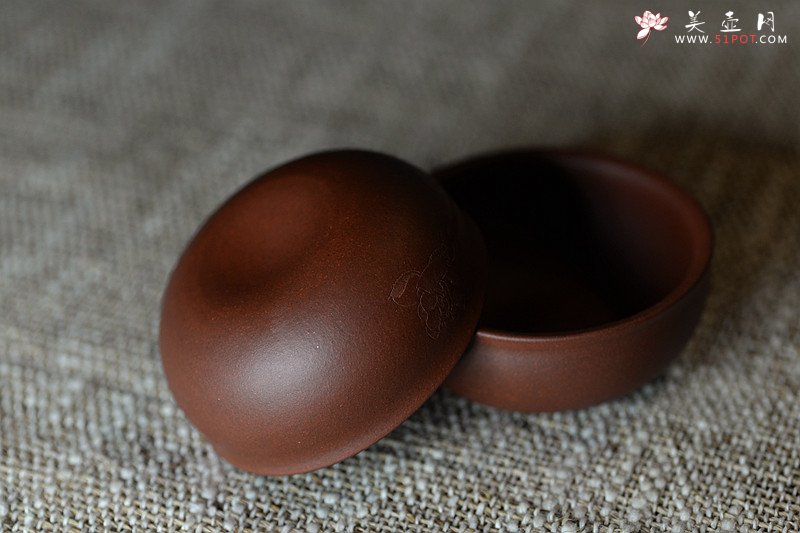 紫砂壶图片：设计 谭华斌老师装饰 做工精致 大口实用 用料纯正~  - 美壶网