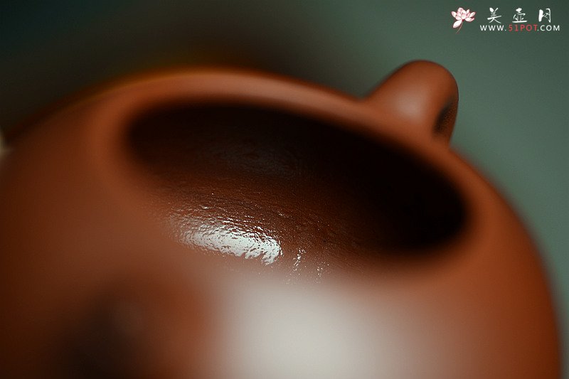 紫砂壶图片：为茶而生 陈腐极品底槽青 全手小福壶 - 美壶网