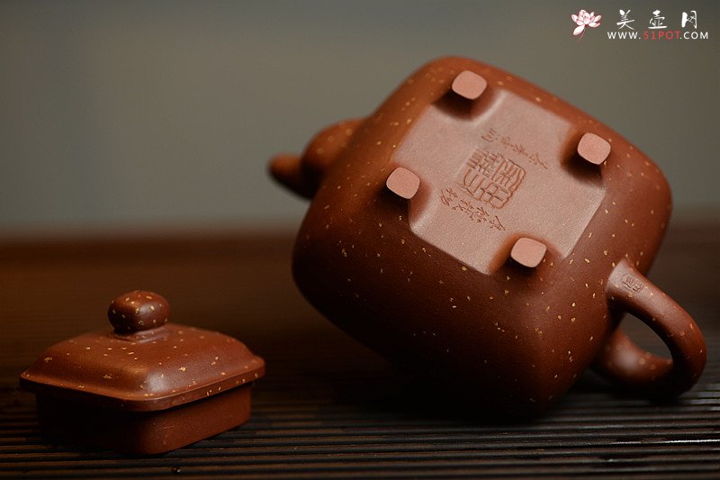 紫砂壶图片：醉美巧克力o(∩_∩)o  方圆之美 全手铺砂传炉 - 美壶网