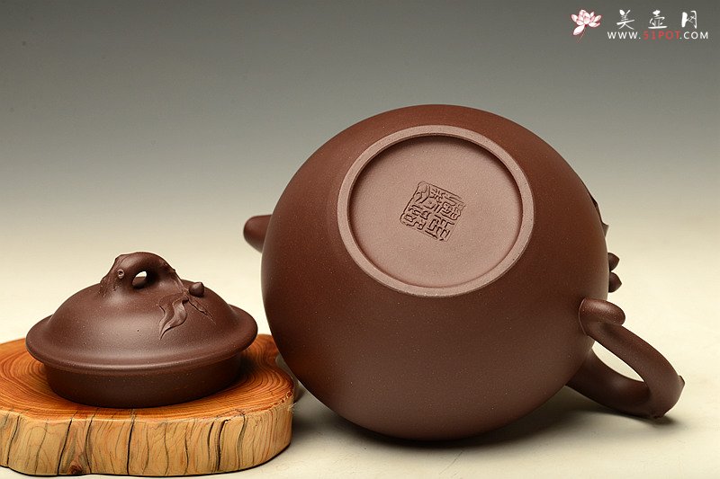 紫砂壶图片：大品花货 寓意吉祥 全手大寿桃 饱满大气 - 美壶网