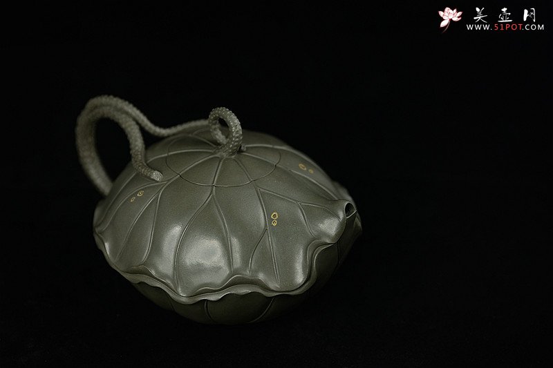 紫砂壶图片：紫砂臻品 荷叶微卷有清香之和合套壶 孙伟强张新亚合作 至美清廉 - 美壶网