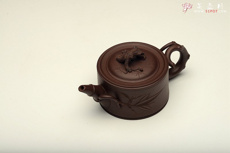 紫砂壶图片：陈腐老紫泥 仅一件不接受定做 手法老辣 花货潜力股 精致三友 - 美壶网