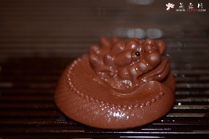 紫砂壶图片：茶盘小茶宠之蟠龙 - 美壶网