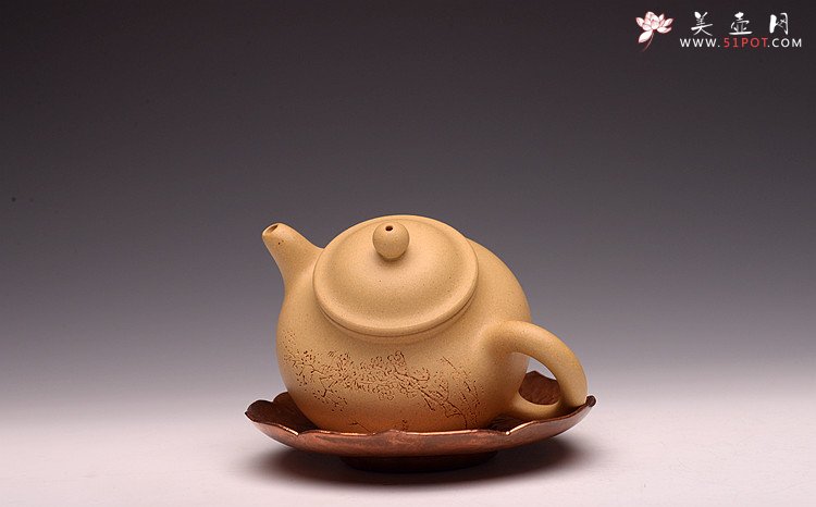 紫砂壶图片：实用有趣 本山绿之全手小莲子 刻绘古朴 - 美壶网