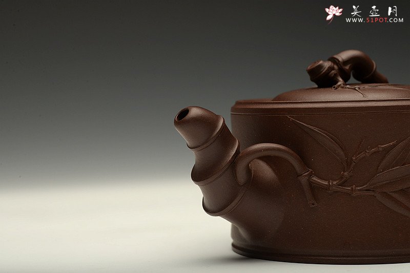 紫砂壶图片：陈腐老紫泥 精致花货之小竹段 居不可无竹o(∩_∩)o 仅1把不接受定做 - 美壶网