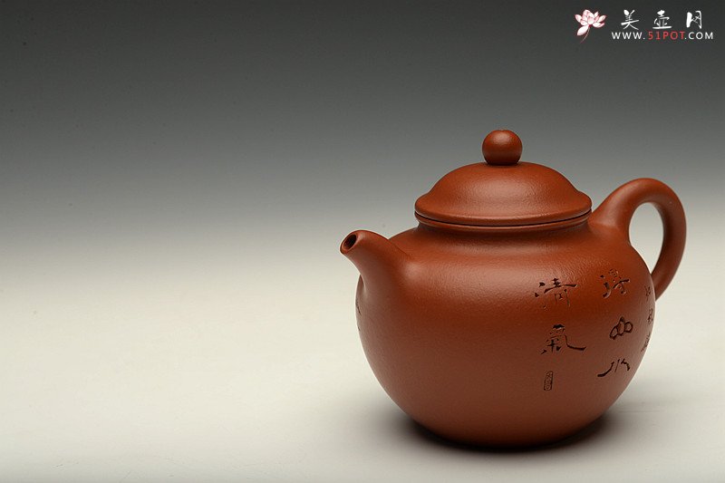 紫砂壶图片：俊秀飘逸 线条优美 摹古朱泥秋水 刀法精炼 - 美壶网