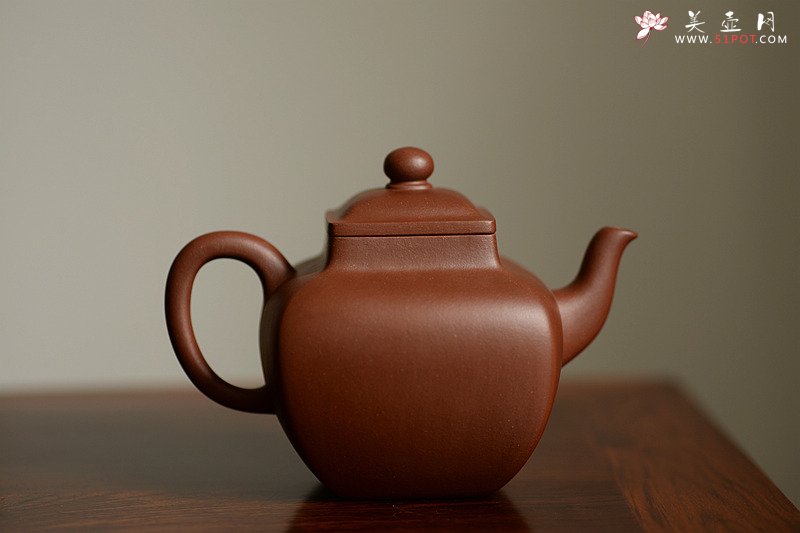 紫砂壶图片：许学军最新力作 浑方寓圆 挺拔大气 全手方韵 - 美壶网
