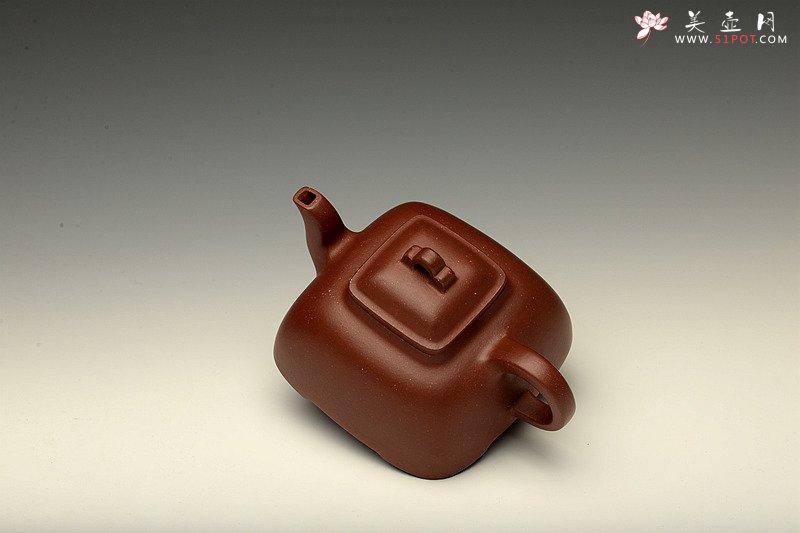 紫砂壶图片：全手工拍打成型 难度极高 孤棱 精工代表作 - 美壶网