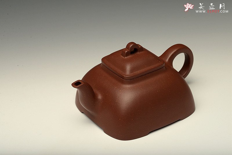 紫砂壶图片：全手工拍打成型 难度极高 孤棱 精工代表作 - 美壶网