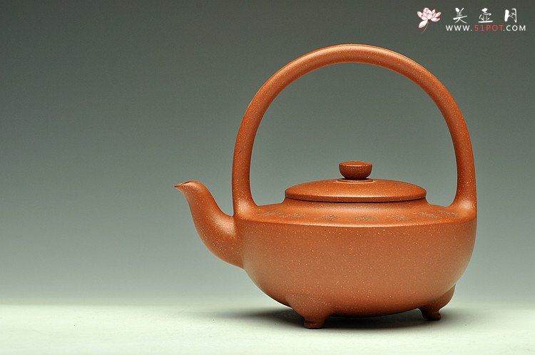 紫砂壶图片：难度极大 纯手工望月提梁 南京书画家孙国柱装饰  - 美壶网