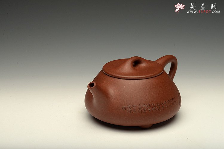 紫砂壶图片：优质青水泥 传统实用 文气装饰 中石瓢 - 美壶网