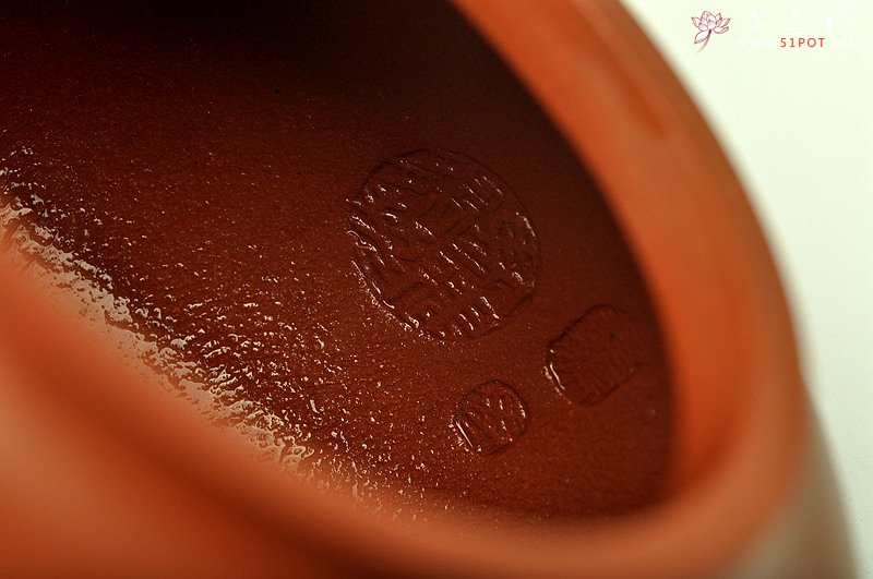 紫砂壶图片：温文尔雅 素雅精致  全手铺砂明华 - 美壶网