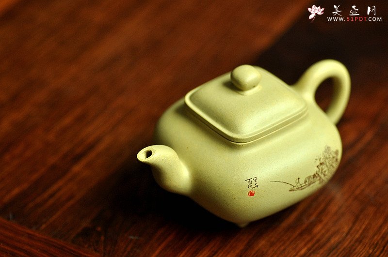 紫砂壶图片：文气小壶 器形端庄周正 本绿小传炉 - 美壶网