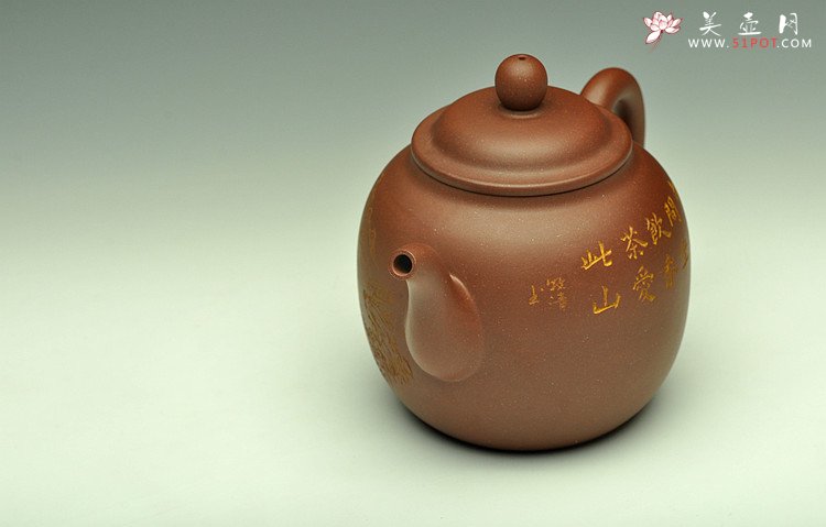 紫砂壶图片：造型简洁大方  刻绘生动逼真  全手明泉  - 美壶网