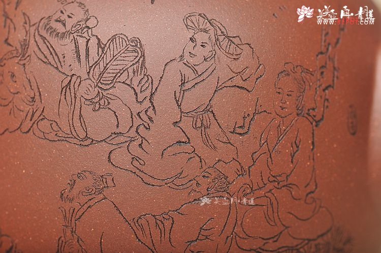 紫砂壶图片：造型简洁大方  刻绘生动逼真  全手明泉  - 美壶网