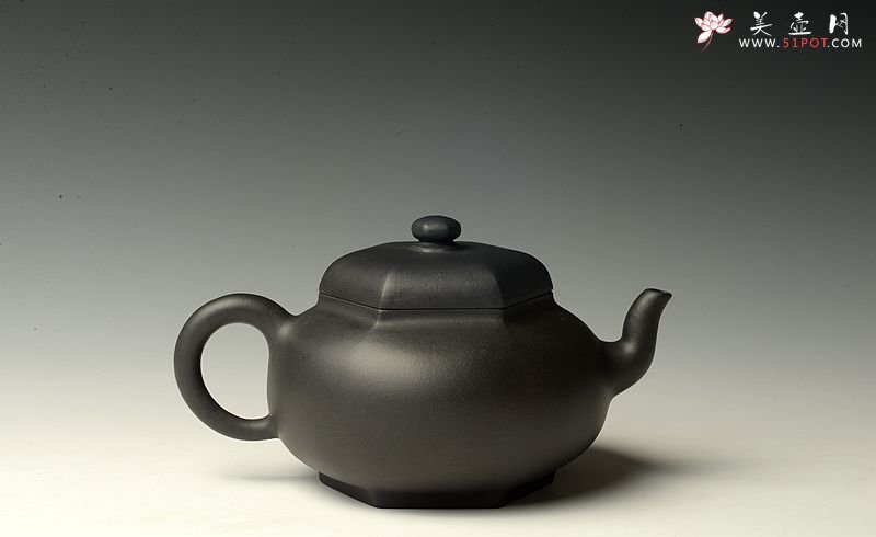 紫砂壶图片：潘小东新作 端庄秀丽 随方就圆 全手六方鼓腹 难度大~捂灰 - 美壶网