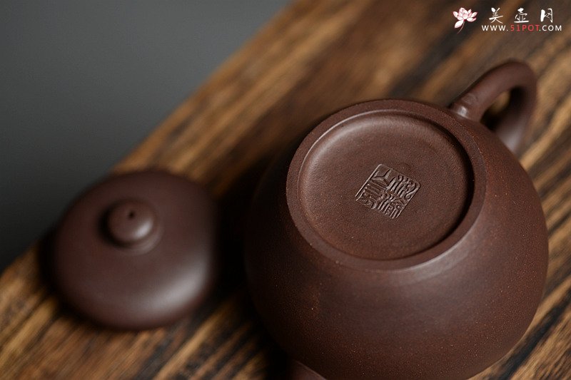 紫砂壶图片：美壶特惠 优质紫泥 厚重古朴 全手明式摹古 - 美壶网