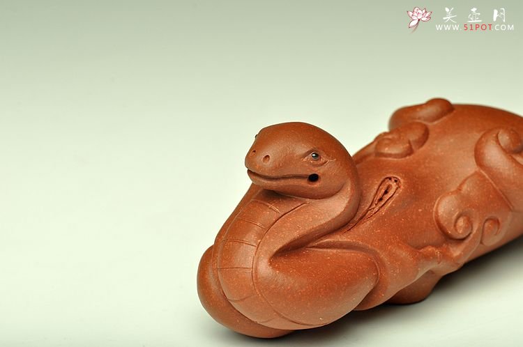 紫砂壶图片：精品茶宠如意狗 福猪 灵蛇 云龙 - 美壶网