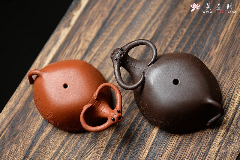 紫砂壶图片：施奇华最新文房水滴 好玩的茶宠 ~一对水牛o(∩_∩)o  - 美壶网