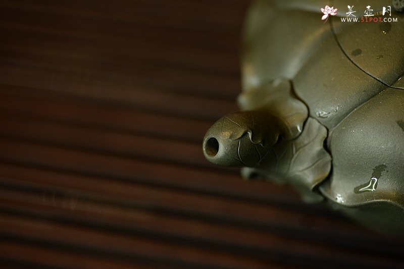 紫砂壶图片：习习清风 莲莲动情o(∩_∩)o  荷叶清风 孙伟强张新亚原创新品 夏雨荷 - 美壶网