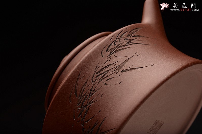 紫砂壶图片：强强联合 曲峰经典作品  全手玉龙禅锺 陆轶舟装饰 - 美壶网