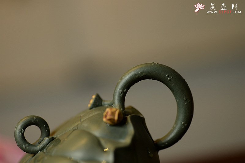 紫砂壶图片：习习清风 莲莲动情o(∩_∩)o  荷叶清风 孙伟强张新亚原创新品 夏雨荷 - 美壶网