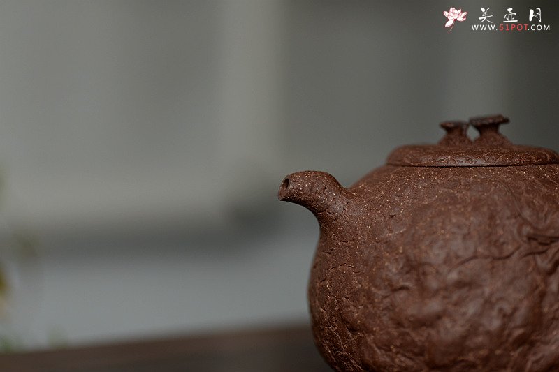 紫砂壶图片：古拙大气  全手游龙龚春 谢多莲最新作品 - 美壶网