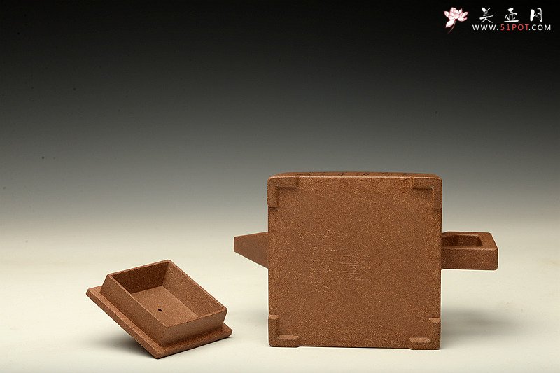 紫砂壶图片：精品老段 古韵十足 挺拔刚劲 全手镶片 中正壶 - 美壶网