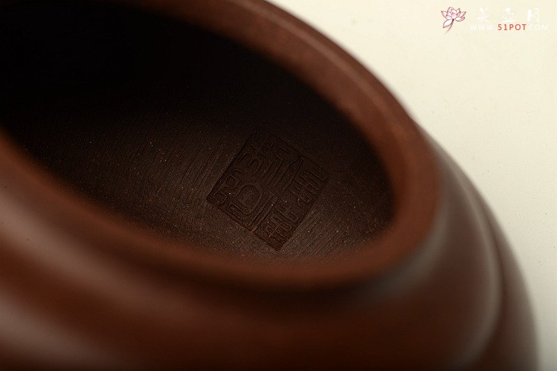 紫砂壶图片：线条优美 饱满精致 全手想泉 传统经典 - 美壶网