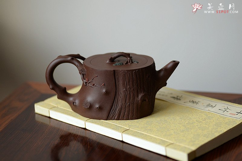 紫砂壶图片：钢流实用花货 精湛功底 全手岁寒三色三友 单志萍甲午年力作 - 美壶网