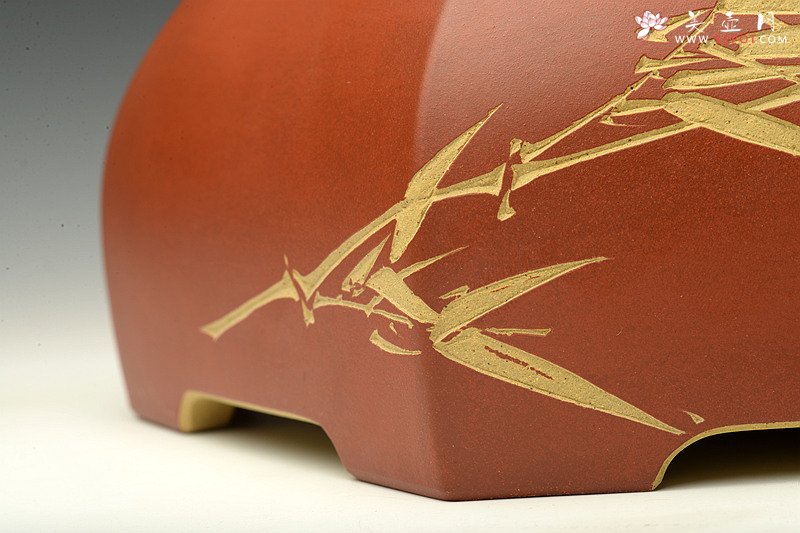 紫砂壶图片：陆轶舟精品代表作 全手六方水洗  刀法精炼层次分明 - 美壶网