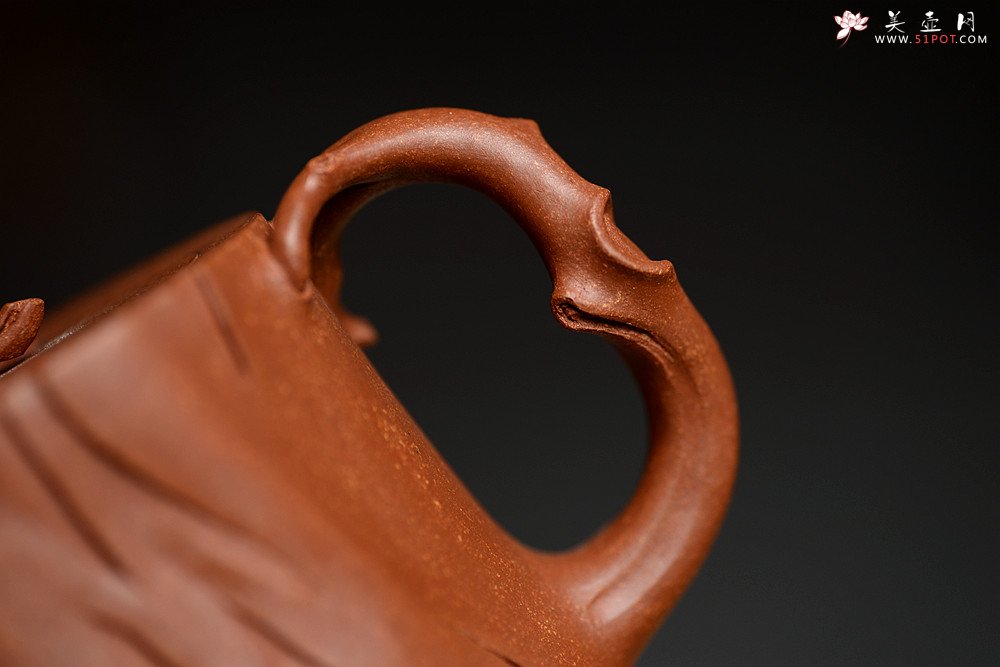 紫砂壶图片：单志萍甲午新作 极赋沧桑 全手梅影 颇有新颖~ - 美壶网