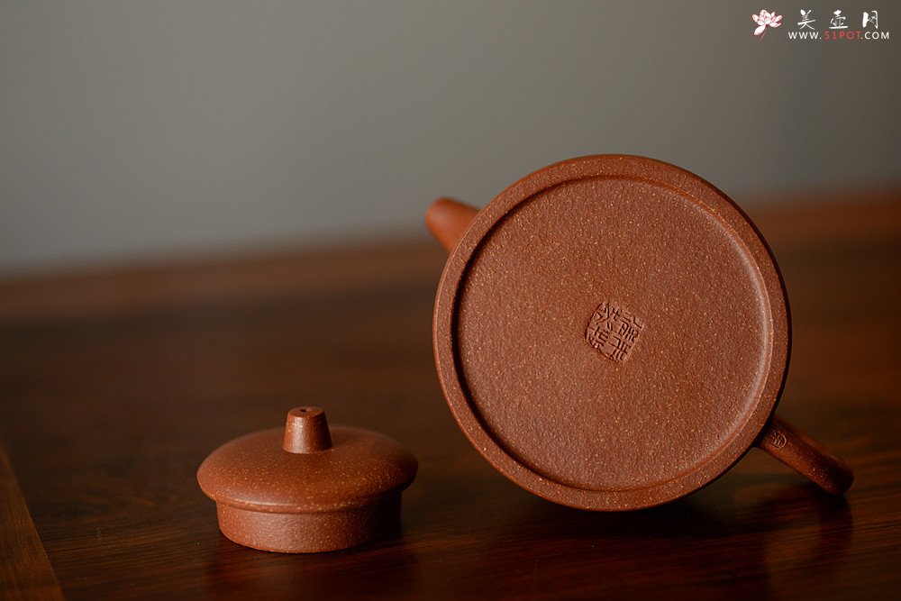 紫砂壶图片：油润降坡泥 山水清味~ 曼生井栏 - 美壶网