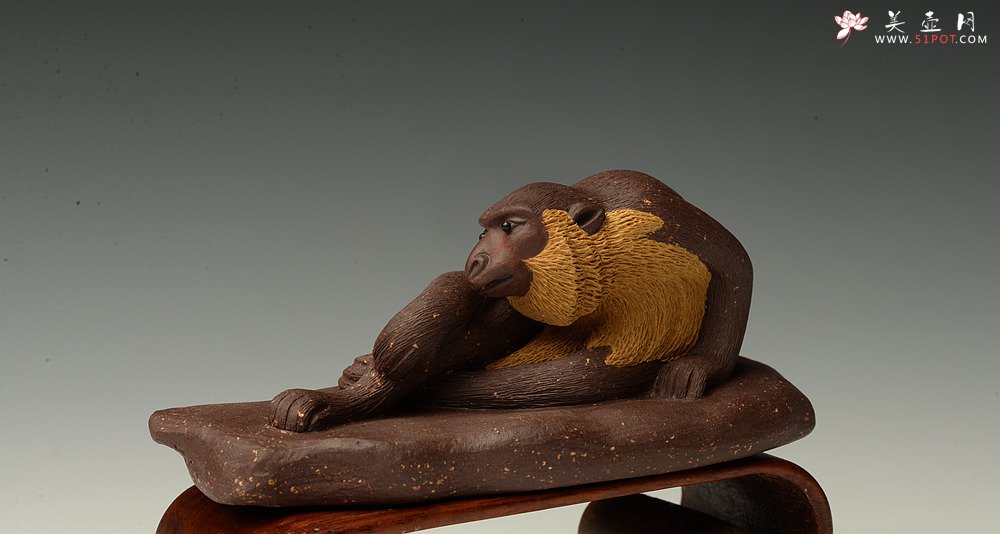 紫砂壶图片：精品茶宠 树桩神猴 神态逼真  - 美壶网