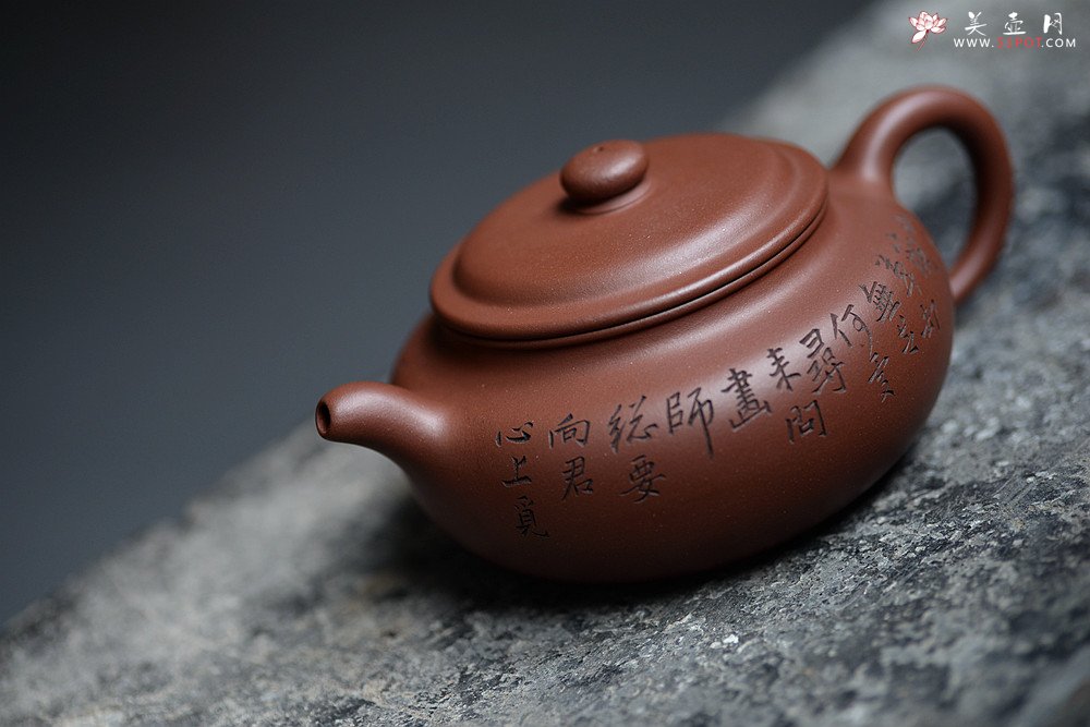 紫砂壶图片：猪肝色底槽青 张听刚装饰 大仿古 传统经典 - 美壶网